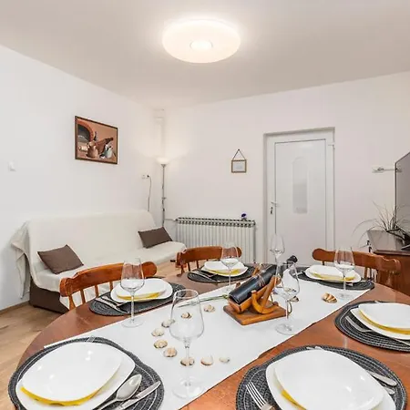 Apartman Nora